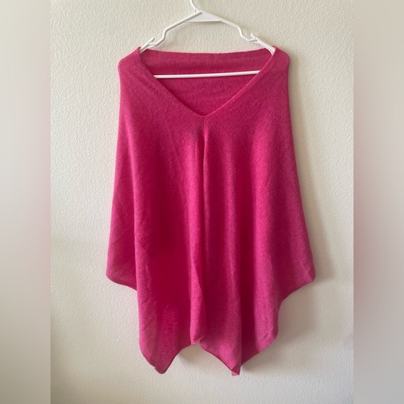 Alashan hot pink cashmere poncho - Picture 4 of 4